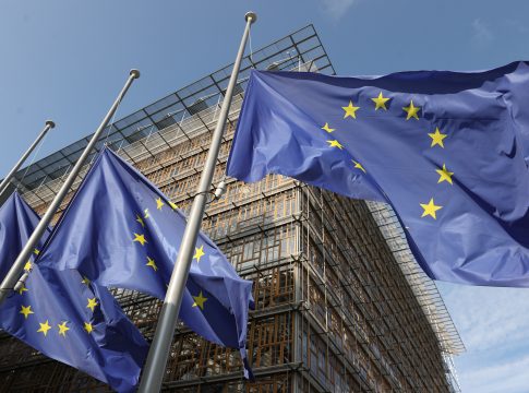 Telefónica e Indra plantean la creación de una ‘joint venture’ que desarrolle servicios de nube soberana en Europa