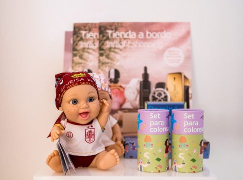 Iberia dispondrá de una venta a bordo de productos solidarios