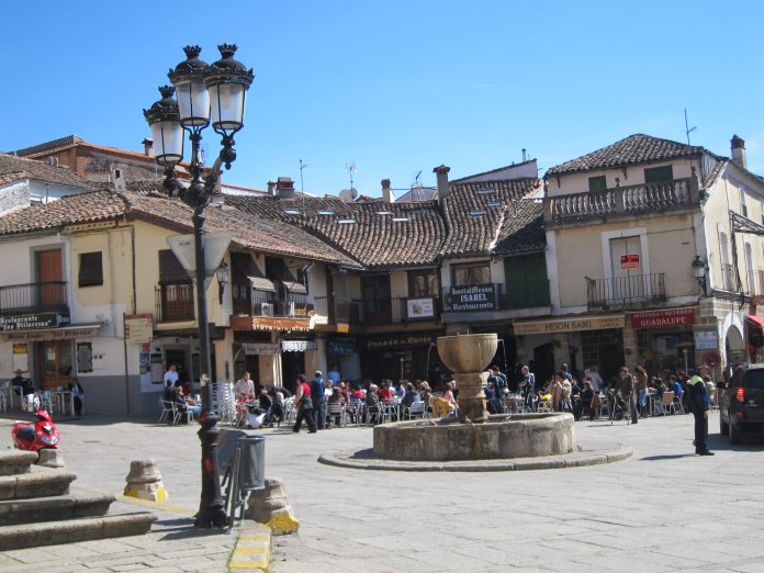 Expertos de España y México examinarán en Cáceres el legado del castellano para la histórica de América