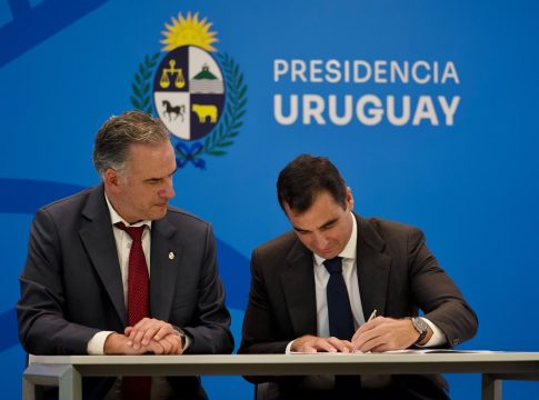 Solaria (España) firma el mayor acuerdo de inversión extranjera para el desarrollo de centros de datos en Uruguay