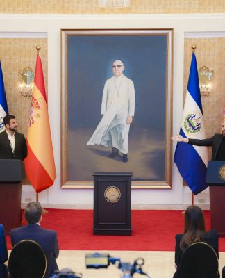 La empresa española Cox invertirá infraestructuras de desarrollo energético y hídricos agua en El Salvador