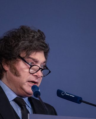 Milei ataca a Sánchez y expone los logros de su gobierno en su primer acto en Madrid