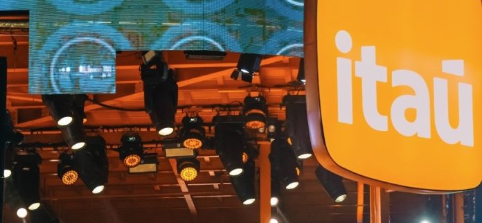 Itaú Unibanco adquiere la startup brasileña NeoSpace para desarrollar modelos de IA con conocimientos financieros