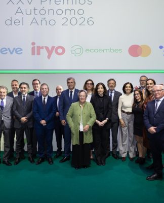 El Plan de Respaldo a Autónomos del Gobierno de Canarias recibe el Autónomo del Año en la gala realizada por ATA